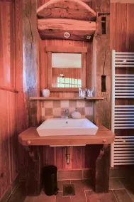 Villa Les with Hot tub & Sauna - Image 4