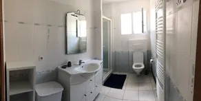Maison Entiere 200 M² 12/15 Pers. Piscine Privee- 400m Plage Royan Parc - Calme - Image 2