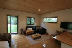 Wildcoast Retreat - Cabin 3, St Andrews Beach, Victoria - Image 3