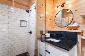 Rock Camp - Exquisite cottages on Mooselookmeguntic Lake, just featured in Maine Homes magazine - Image 5