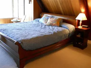 Cortes Beachfront  Home w/Hot Tub  & Kayak on 5 Wooded Acres - Image 3