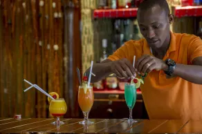 Serengeti Serena Safari Lodge - Image 4