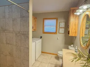 Two cabin property on gorgeous Lake Minnebelle - perfect for families! - Image 5