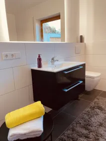 Newly renovated with south-facing balcony - large bathroom and large dining area - 65 sqm - Image 2
