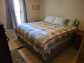 3-074 Songbird / Sleeps 6 / Private Covered Dock / WiFi / Pets Welcome Lakefront - Image 4
