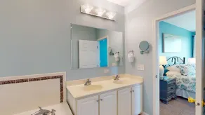 Seaside Villas 202 - Image 3