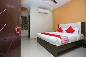 Hotel O Ambuja City Centre Mall Formerly Amar Marriage Palace - Image 5
