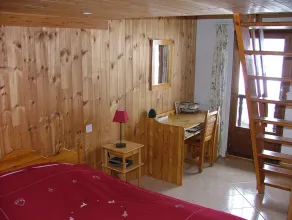 DUPLEX APARTMENT SOUTH FACING TERRACE - Image 3