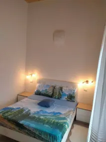 Apartment near Verona with Mountain Views - Image 5
