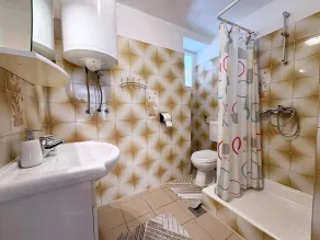 Holiday apartment with air conditioning near the beach - Image 2