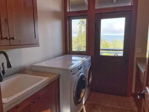 Stunning Views! Private hot tub - Image 2