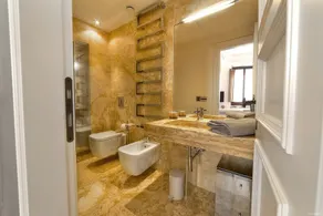 Suite Deluxe: Luxe 1BR avec baignoire spa - 4 minutes de Duomo. Pas de coûts sup - Image 4