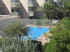 bord de plage piscine wifi et parking privée - Image 4