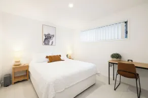 Smart Suites Self Check-in Apartments - Rocklea Station N - Image 4