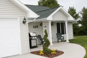 We provide condo units for daily, weekly, or monthly rental plans.  - Image 4