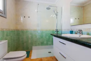 !GREAT DEAL: 15% off for 7 nights in Sept./Oct.! Stunning beachfront home with a pool - Image 3
