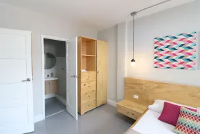 Grey Flat [401A] - Image 4