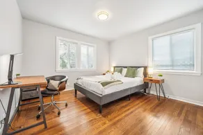 LuxoStays l! ! Lovely 2BR #SFO #Train #Laundry - Image 5