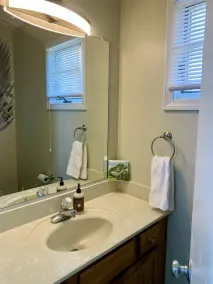 Soundside, 5 min walk to the beach, 6 private decks, shared pool and pickleball - Image 3