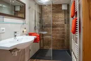 Ferienwohnung Ramsau Mitte, 46qm, Separates Schlafzimmer, Balkon, W-lan - Image 3