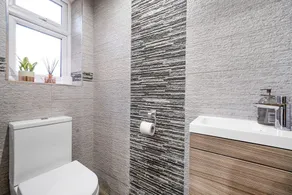 Rainfall Shower | Pool/Snooker | x 4 Cars - Image 2