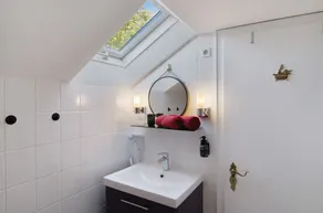 Apartment Möwe with Private Terrace, Fenced Garden & Wi-Fi - Image 2
