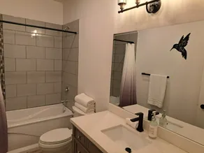 River & Mountain View, Cliffside, Ground Floor Suite. 2 King Beds Private Patio. - Image 2