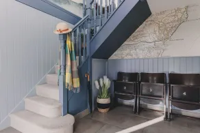The Curlews - Waterside, boutique home with 10 person spa - Image 2