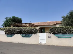 Pretty single storey villa with private and secure swimming pool 10 km from the beaches - Image 4