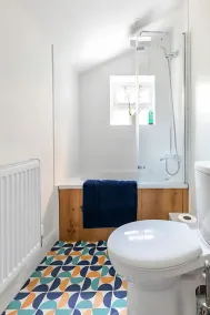 Cosy, modern, Oxford flat. - Image 2