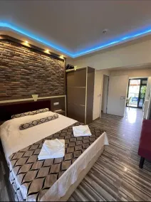 Hotel Falcon Home  - Image 3