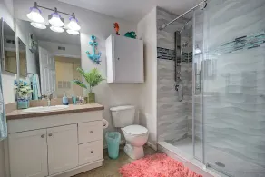 Royal Dream at Avalon Clearwater - Pool & Free Parking - 10 Min Drive to Clearwater Beach - Image 3