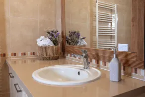 Incantevole appartamento adatto alle famiglie con giardino e terrazza | Vista sul giardino | Ideale per il telelavoro - Image 2