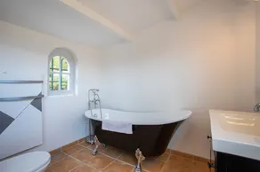 VILLA JUSTINE VI4239 By Riviera Holiday Homes - Image 2