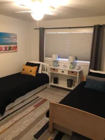 3 Bedroom 2 Bathroom Bungalow Steps from the Sand - Image 4