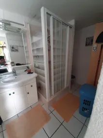maison pour 4 pers près des commerces de la plage au calme avec de la verdure - Image 3