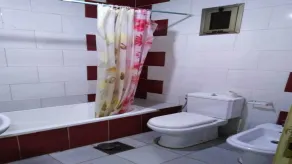 private wohnung in einem vierstöckigen gebäude zur sofortigen lieferung eingerichtet. - Image 2