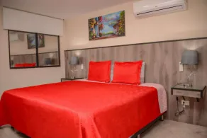 Two Bedroom Balcony AC Hot Tub 50 meg wifi - Image 5