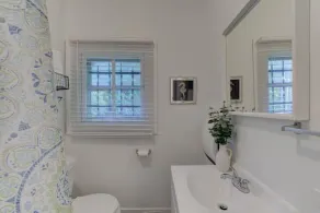 Stunning Memphis` Neighborhood-Guest House Retreat - Image 3