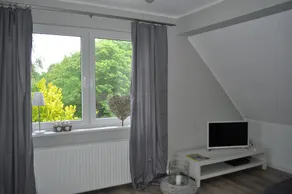 Cool, high-quality apartment on the Elbe, close to the city - Image 3