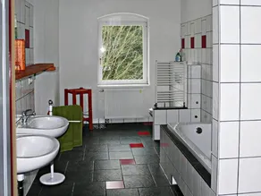 Exclusive Apartment in an art Nouveau Villa - Image 3