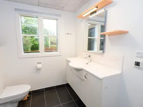 Luxurious Holiday Home in Struer Jutland With Garden - Image 2