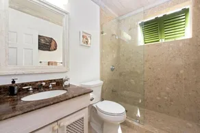 Wonderful Sea views and 90 seconds from the beach - Image 3