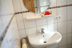 Ein Haus mit Garten am Meer - Image 2