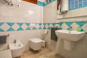 Appartement \"Soleluna\" avec piscine partagée et climatisation - Image 3