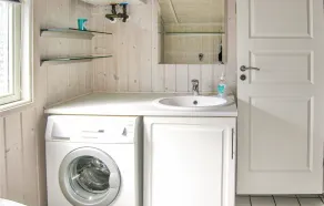 Amazing home in Rudkøbing with sauna - Image 4