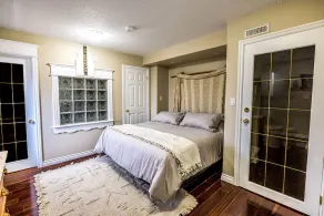 The River Blossom Suite - Downtown - Image 5