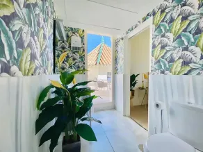 Diamond Suite Luxury Penthouse - Image 3