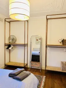Free parking & 3 min walk to beach! - Image 5