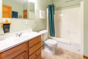Woodland Lodging - Image 3